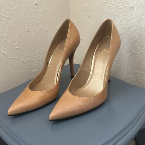 Stuart Weitzman Shoes - Stuart Weitzman, Tan Patene Leather, size 7